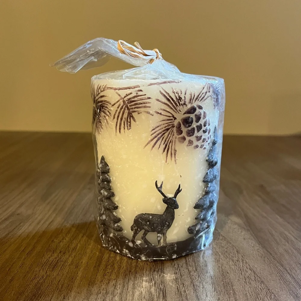 VTG New TrimMerry Winter Woodland Cottage Evergreen Deer Pinecone Wax Candle